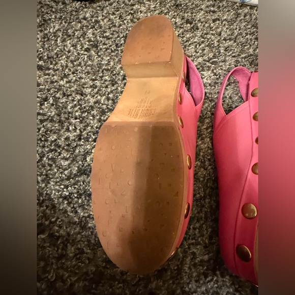 Charlotte Stone Pink Leather Mules with Gold Accents - Picture 10 of 16